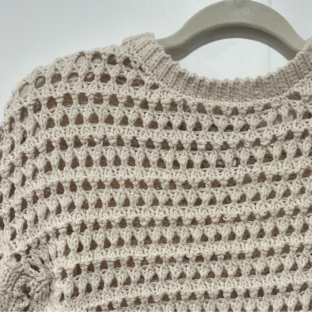 Sincerely Jules Loose Knit Cropped Sweater Size Small - Picture 3 of 5